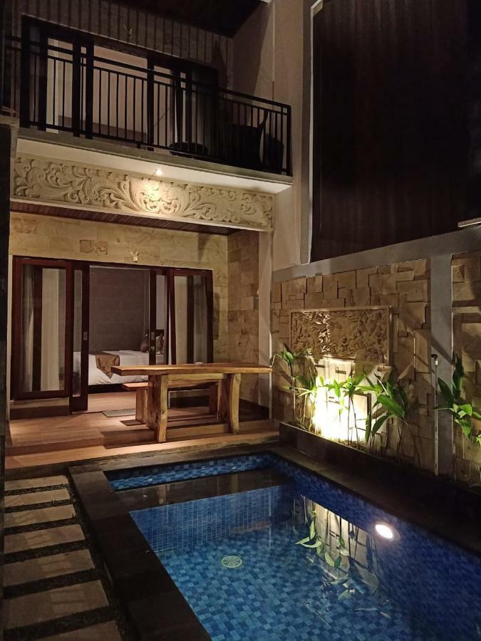 The Surya Kuta Villa Εξωτερικό φωτογραφία